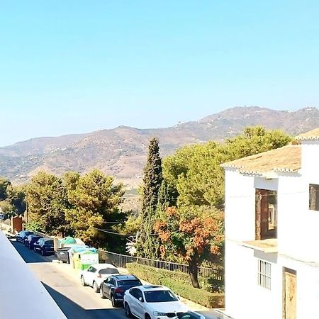 Limerencia: Tu Hogar En Este Blanco Pueblo ฟรีฮิเลียนา ภายนอก รูปภาพ
