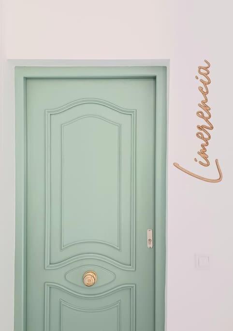 Limerencia: Tu Hogar En Este Blanco Pueblo ฟรีฮิเลียนา ภายนอก รูปภาพ