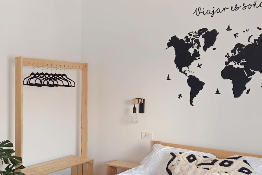 Limerencia: Tu Hogar En Este Blanco Pueblo ฟรีฮิเลียนา ภายนอก รูปภาพ